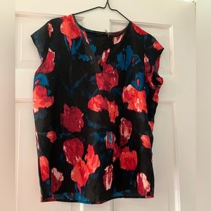 Floral pink and black top